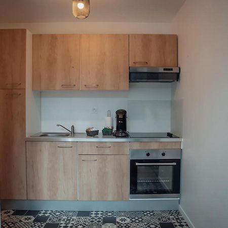 Superbe Appartement Avec Terrasse Au Calme Ernée エクステリア 写真