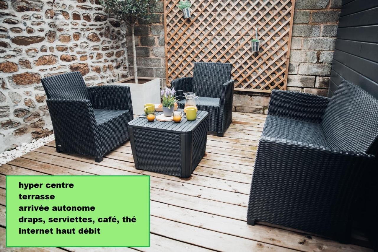 Superbe Appartement Avec Terrasse Au Calme Ernée エクステリア 写真